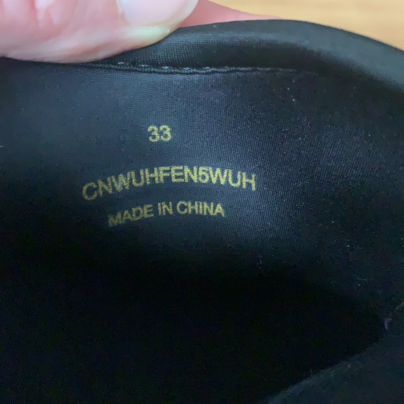 Burberry
Flinton Check Rain Booties Size 33 - Picture 8 of 9